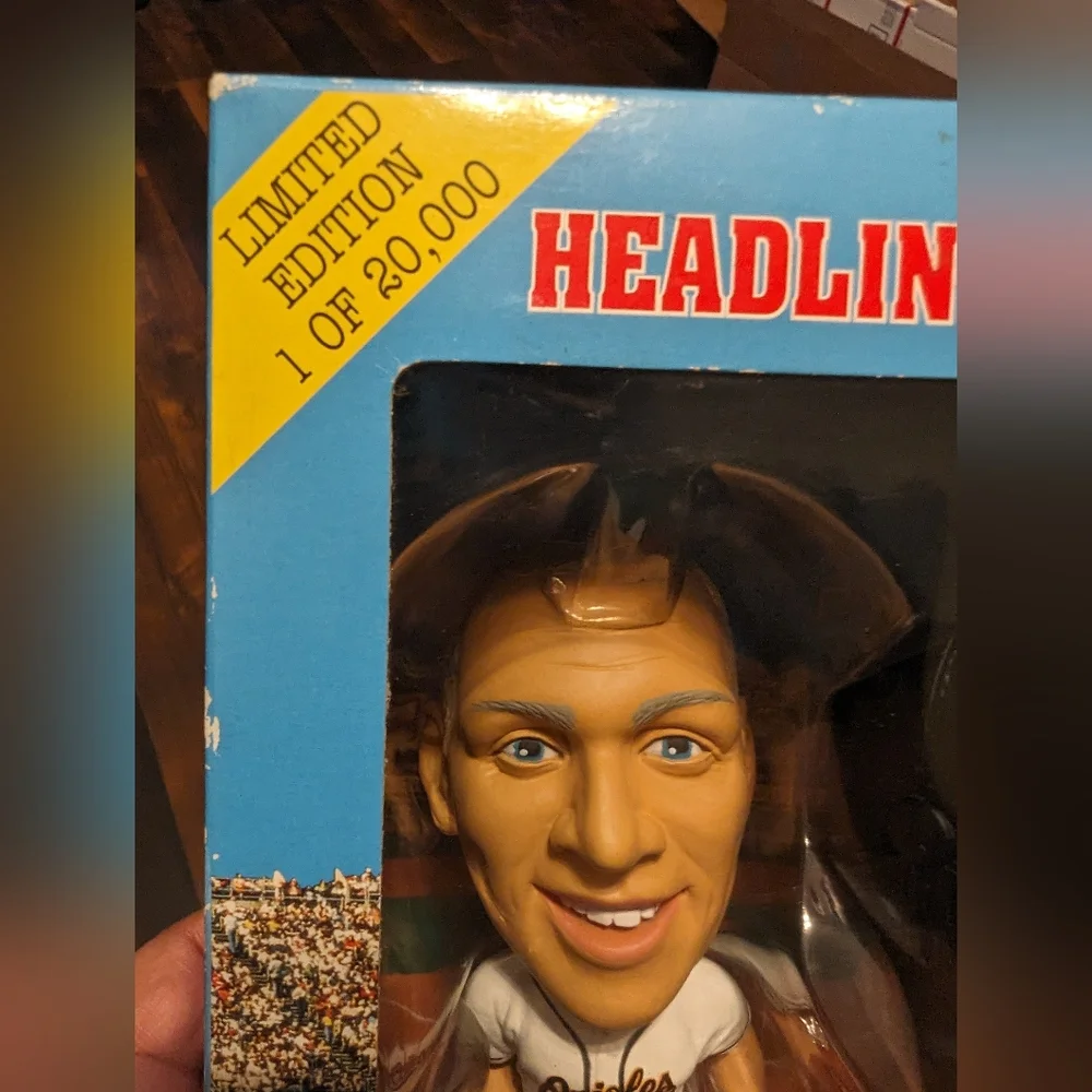 Cal Ripken Jr ! - Picture 5 of 10